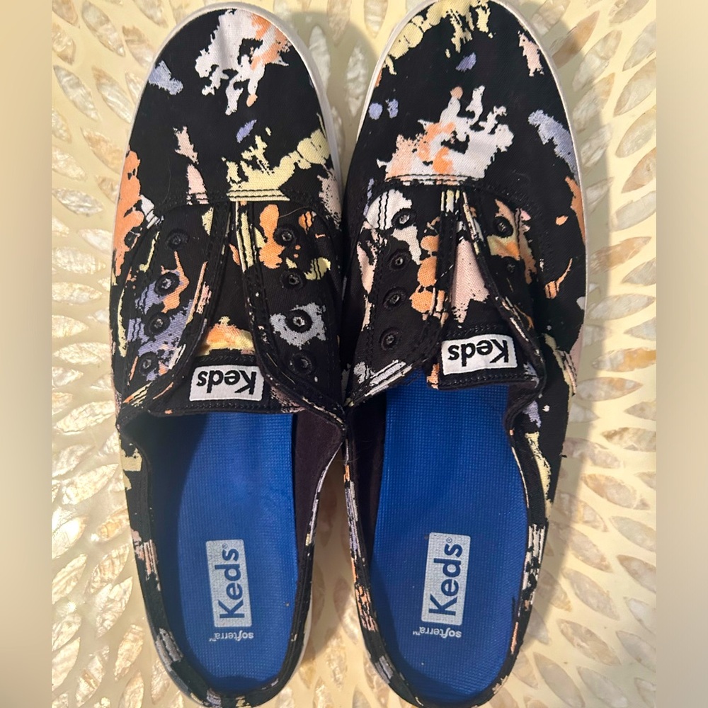 Keds